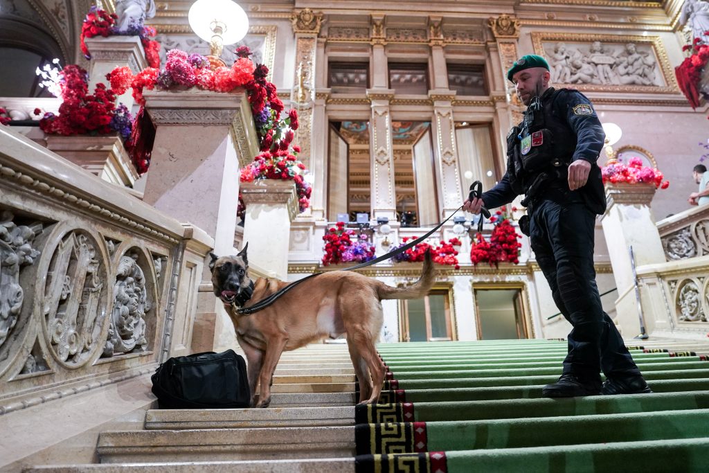Interior minister Gerhard Karner at the Vienna State Opera before the Opera Ball